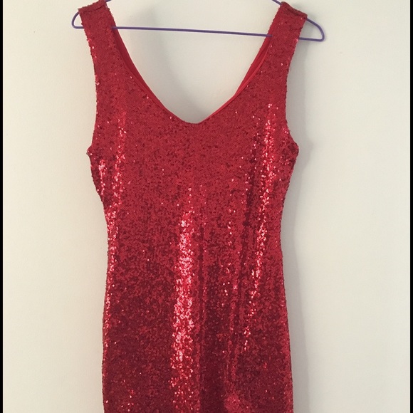 Red crystal doll dress