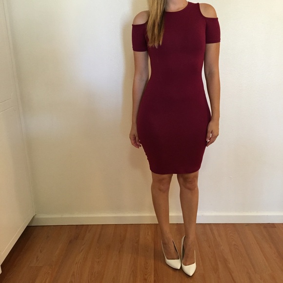 Burgundy Cold Shoulder Bodycon Dress - Picture 2 of 4