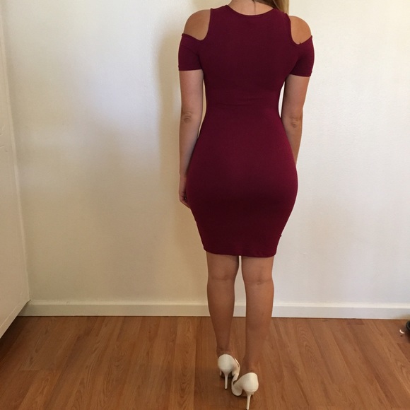 Burgundy Cold Shoulder Bodycon Dress - Picture 4 of 4