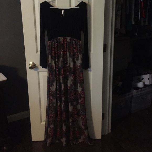 Maternity dress ‼️SALE‼️