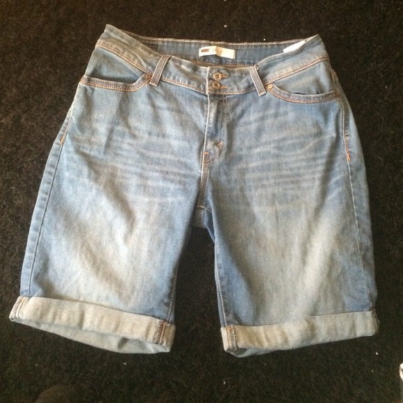 Levi's Bermuda Jean shorts