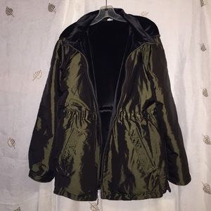 Reversible raincoat /jacket