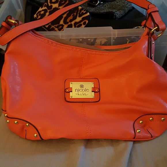 Purse - Picture 1 of 1