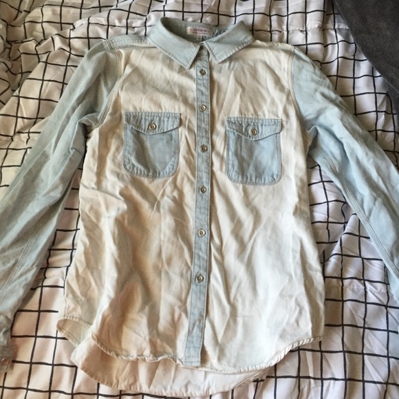Cotton on button up - Picture 1 of 3