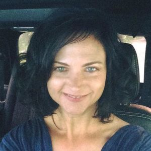 Meet your Posher, Suzanne