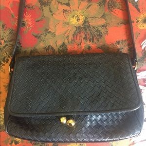 Navy blue vintage woven genuine leather purse
