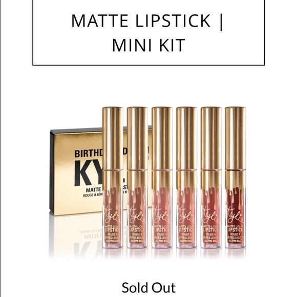 Kylie Cosmetics mini kit