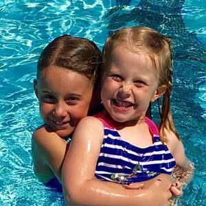 Meet your Posher, Ellen