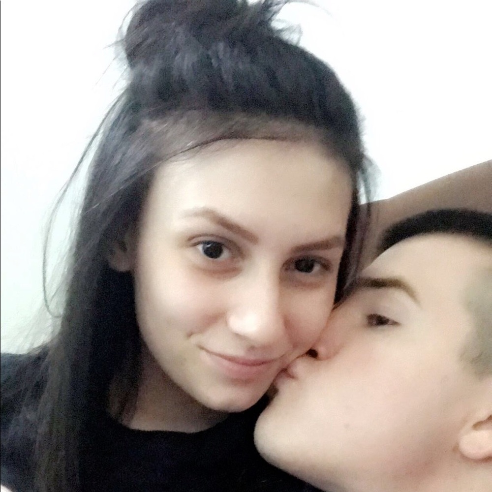 Meet your Posher, Tiffani