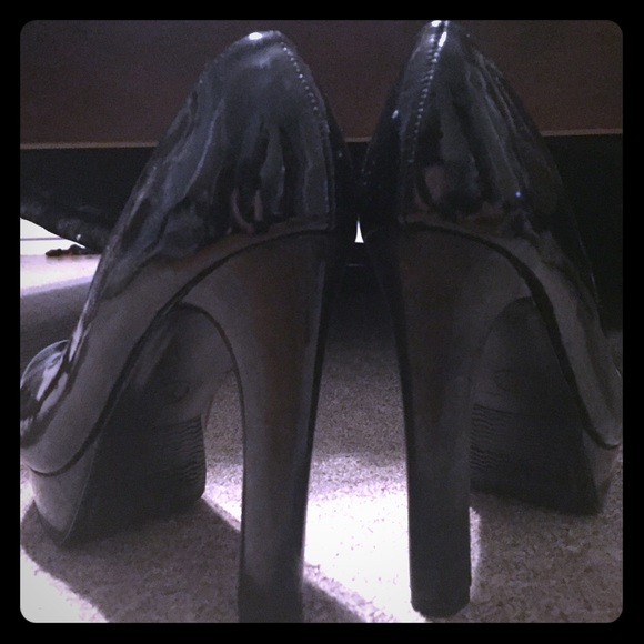 Mossimo Patent Pumps