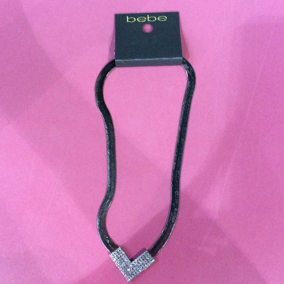 SOLD NWT Bebe necklace