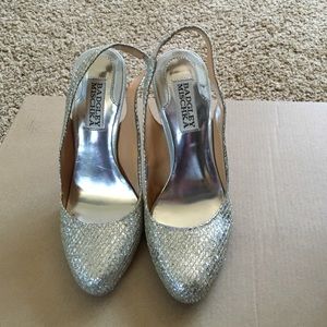 Badgley mischka gold heels
