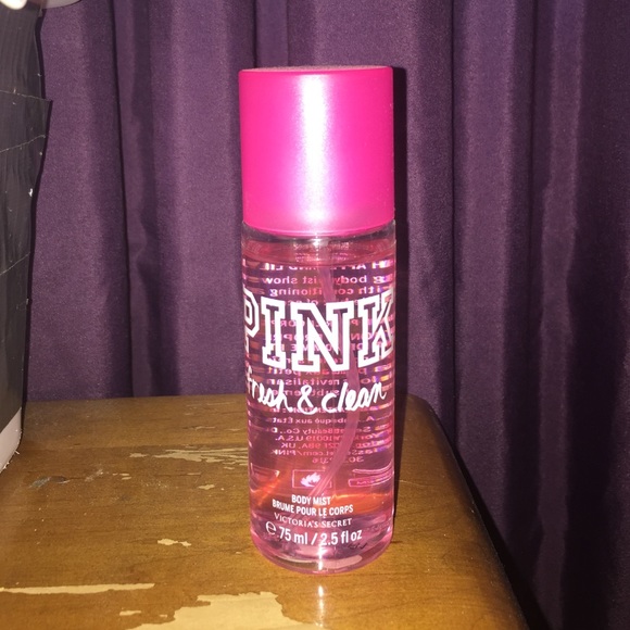 PINK fresh and clean perfume
