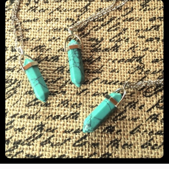 LAST ONE! Turquoise bullet pendant - Picture 3 of 4