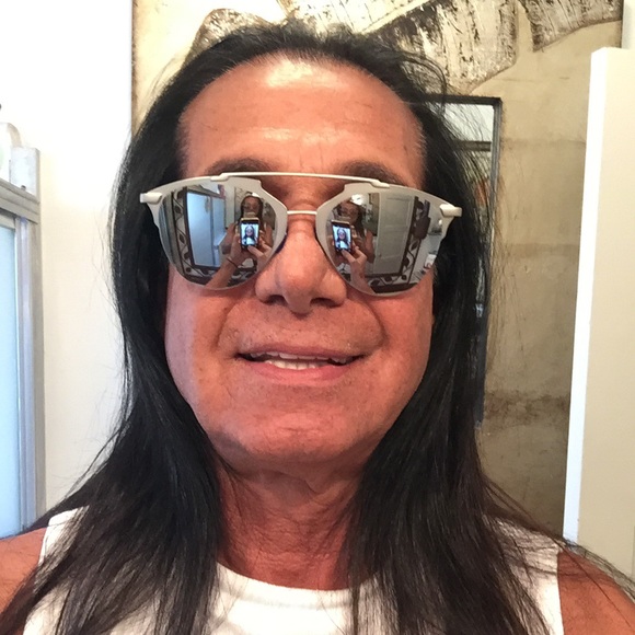 Meet your Posher, Vivo