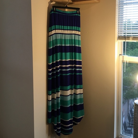 LA Made High/Low Maxi - Picture 3 of 4