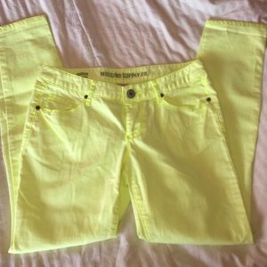 Neon ankle skinny's.... Why not!