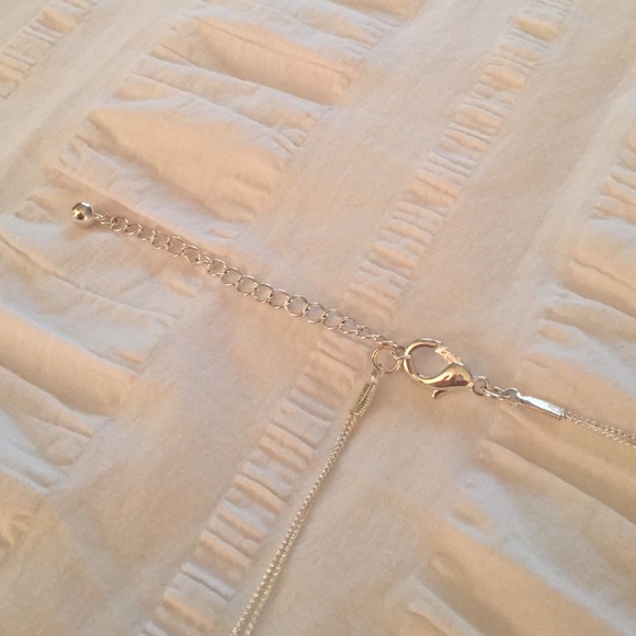 Necklace & earring set! - Picture 4 of 4