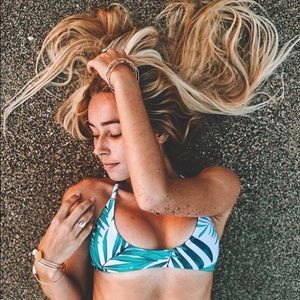 AMA bikini -palm koi top