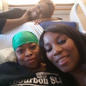 Meet your Posher, Deedee