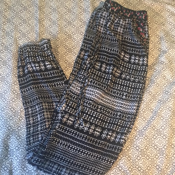 Printed pants