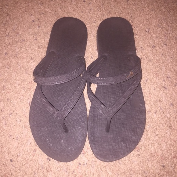 Sanuk flip flops