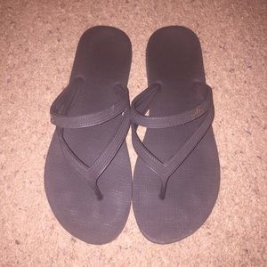 Sanuk flip flops