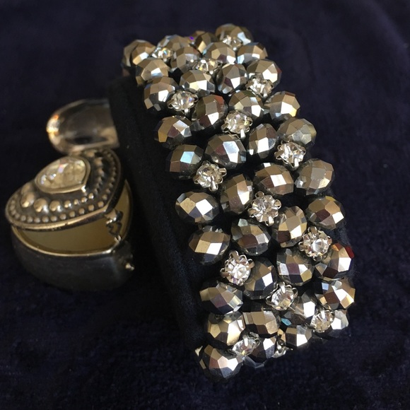 Silver Sparkle Bead Stretch Bracelet - Picture 1 of 4