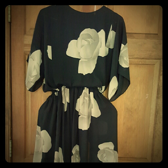 Vintage 80s black floral midi dolman batwing dress