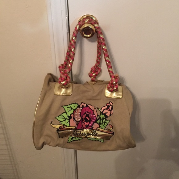 Betsey Johnson Handbags - Betsey Johnson purse