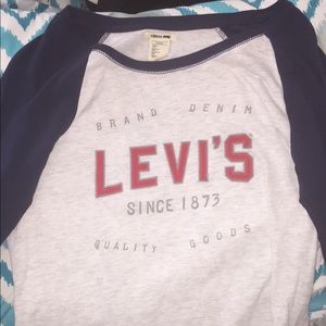 Levi's baseball 3/4 length shirt