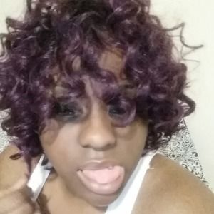 Meet your Posher, Tiara