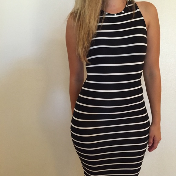 •RESTOCKED• Black & White Striped Midi Dress - Picture 2 of 4