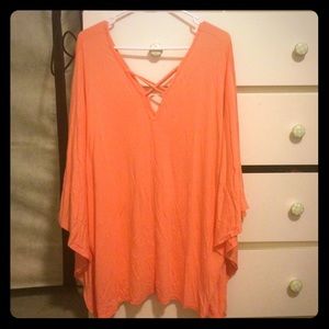 ‼️ DAINTY HOOLIGAN TOP ‼️