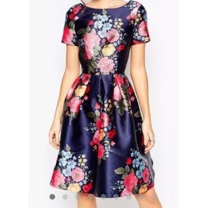 Vintage Floral Print Scoop Back Knee Length Dress
