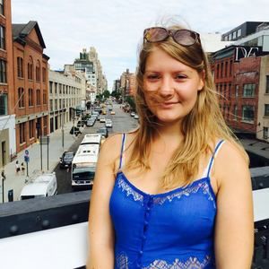 Meet your Posher, Laura