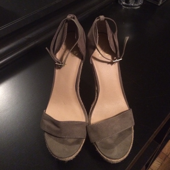 Sage Green Espadrilles - Picture 2 of 7