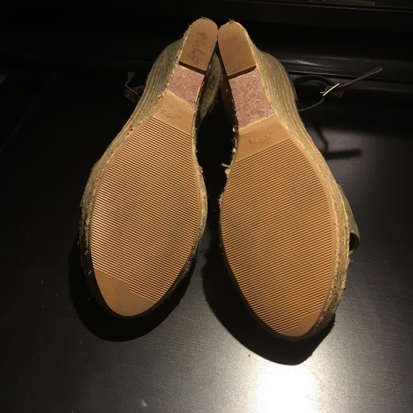 Sage Green Espadrilles - Picture 5 of 7