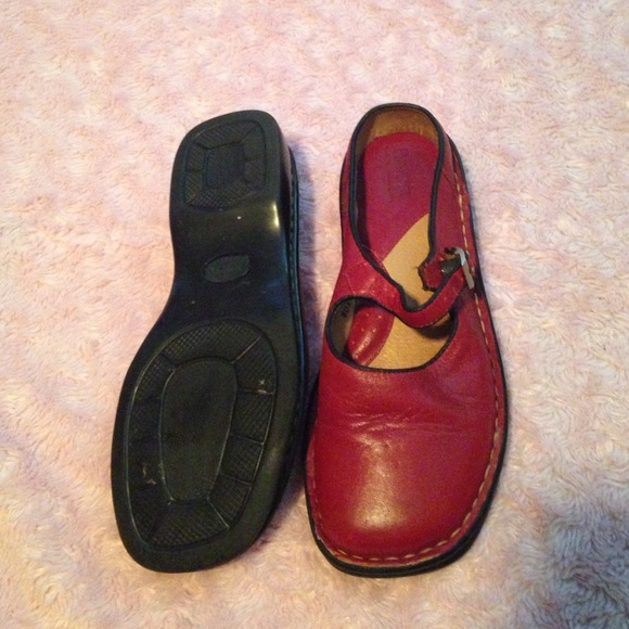 2 pair of Born leather shoes - Picture 2 of 4