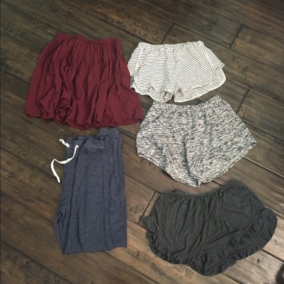 brandy melville collection items that are FOR SALE - Picture 2 of 4