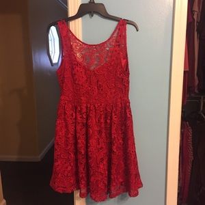 Boutique dress w/ open back!