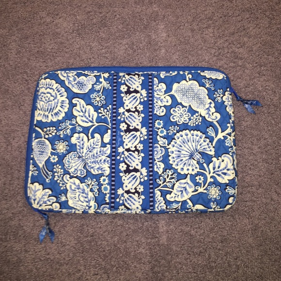 Vera Bradley laptop sleeve