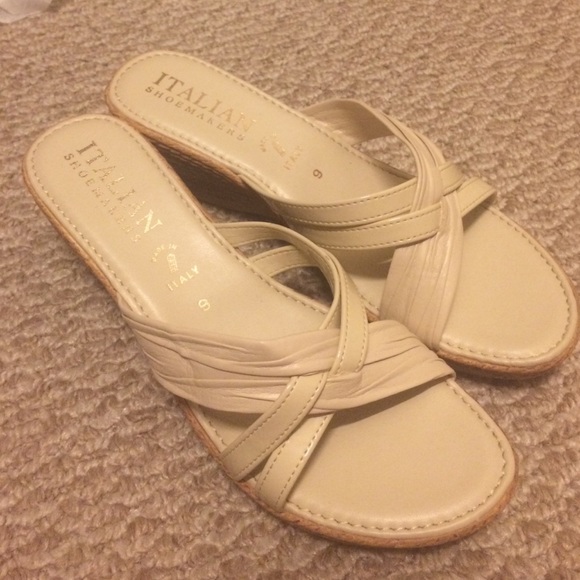 Italian Shoemakers Cork Wedge Heels (Size 9M)