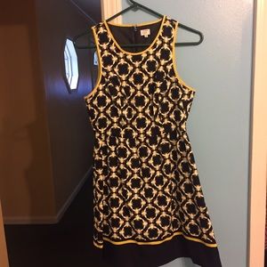 crown & ivy bee dress