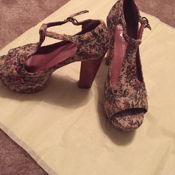 🎉  Jeffrey Campbell Handmade Havana - Picture 1 of 3
