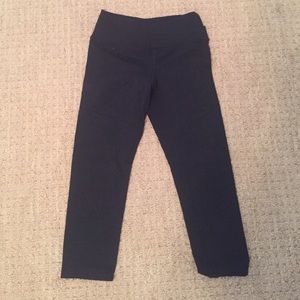 Lululemon black crop legging