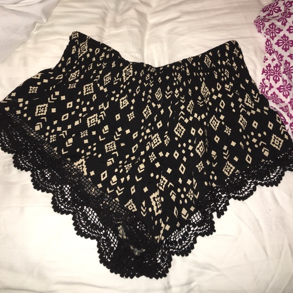 Pattern shorts