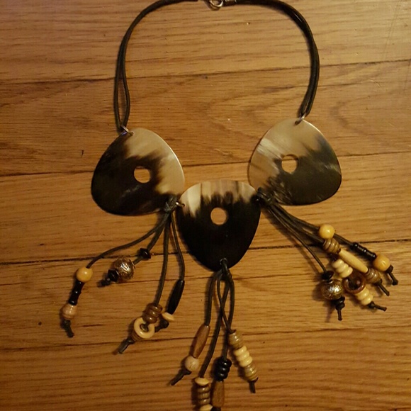 Real Horn necklace - Picture 2 of 3