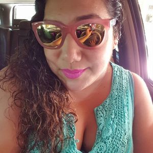 Meet your Posher, Lily murillo