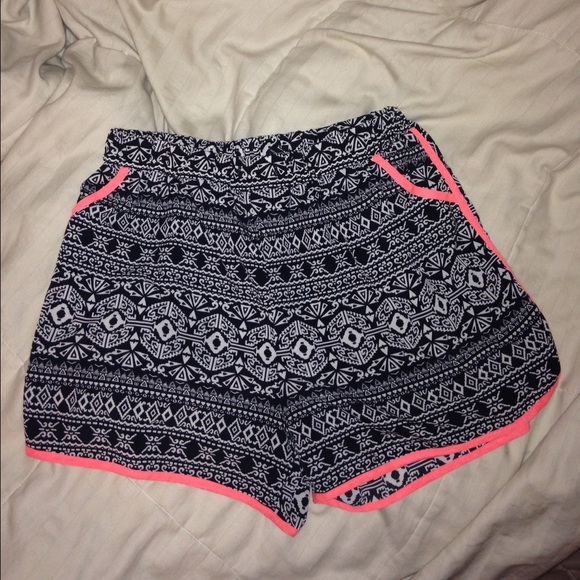 patterned shorts